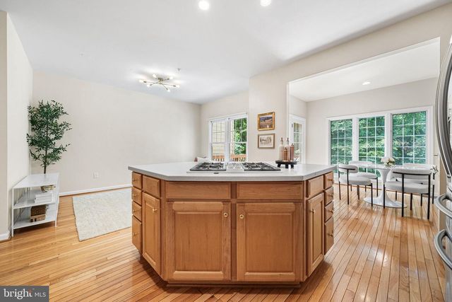 135 WOOTTON OAKS CT, Rockville, MD 20852