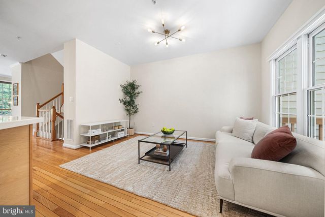 135 WOOTTON OAKS CT, Rockville, MD 20852