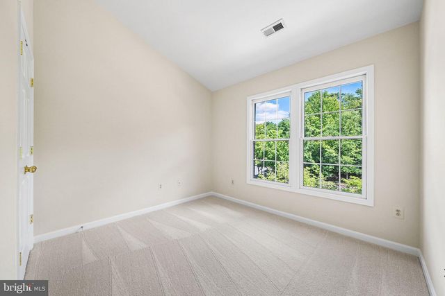 135 WOOTTON OAKS CT, Rockville, MD 20852