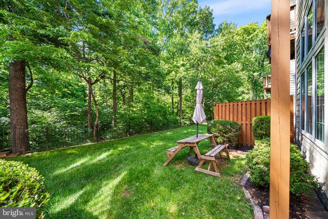 135 WOOTTON OAKS CT, Rockville, MD 20852