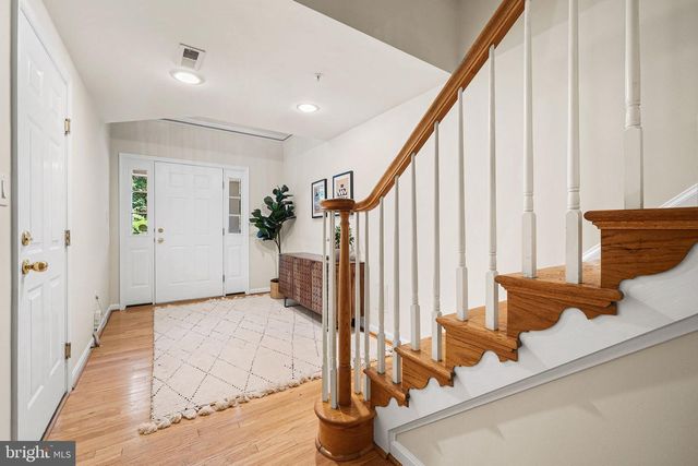 135 WOOTTON OAKS CT, Rockville, MD 20852