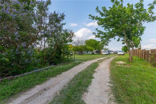 1629 County Road 107 RD, Hutto, TX 78634
