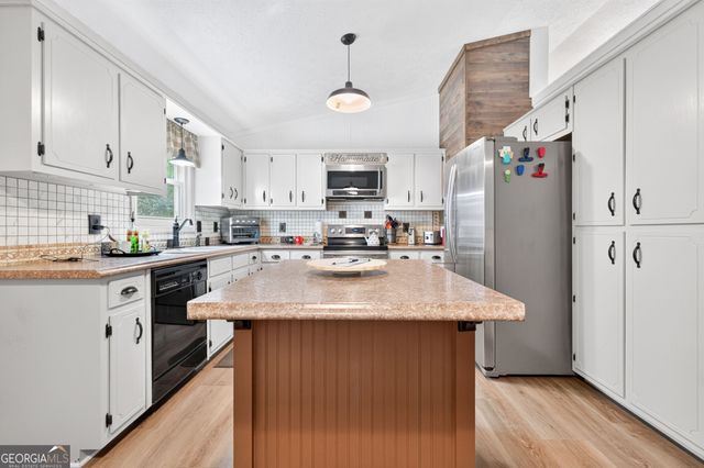 2475 Azalea Drive, Loganville, GA 30052