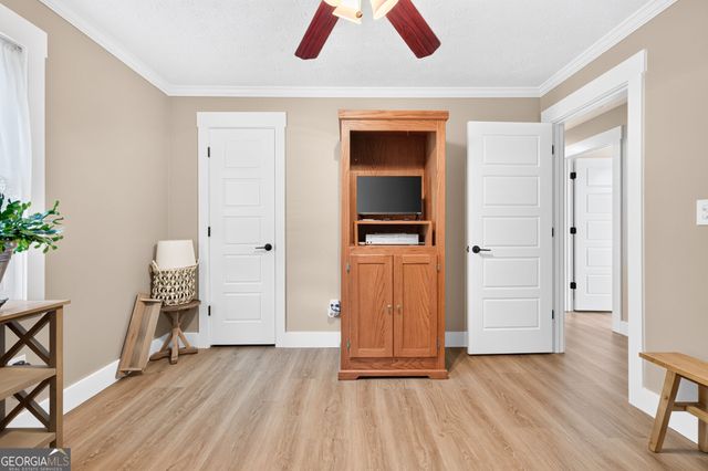 2475 Azalea Drive, Loganville, GA 30052
