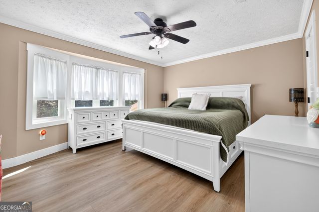 2475 Azalea Drive, Loganville, GA 30052