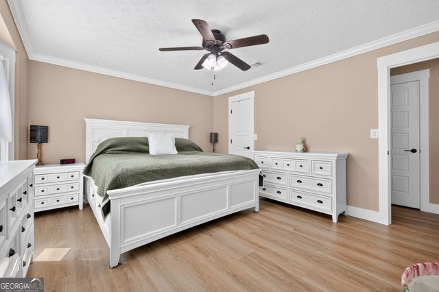 2475 Azalea Drive, Loganville, GA 30052