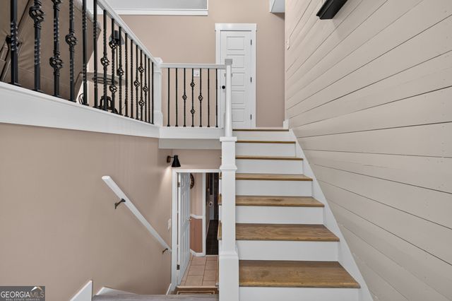 2475 Azalea Drive, Loganville, GA 30052