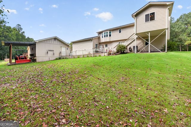 2475 Azalea Drive, Loganville, GA 30052