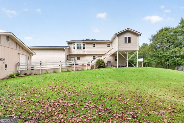 2475 Azalea Drive, Loganville, GA 30052