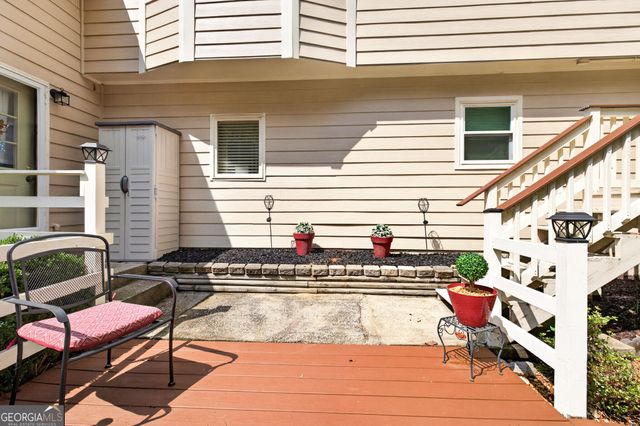 2475 Azalea Drive, Loganville, GA 30052