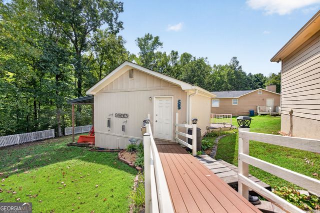 2475 Azalea Drive, Loganville, GA 30052