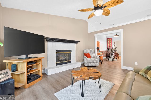 2475 Azalea Drive, Loganville, GA 30052