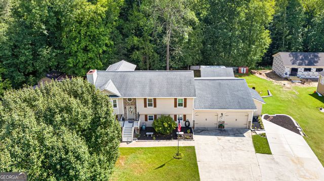2475 Azalea Drive, Loganville, GA 30052
