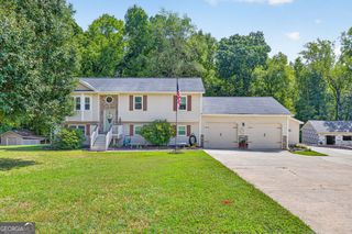 2475 Azalea Drive, Loganville, GA 30052