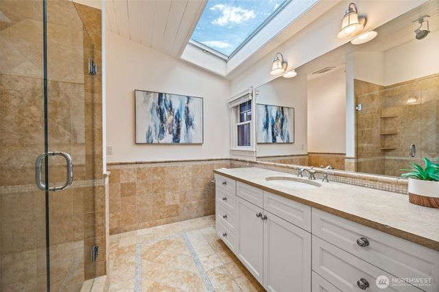 8246 E Mercer Way, Mercer Island, WA 98040