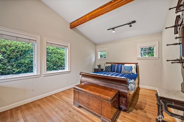 8246 E Mercer Way, Mercer Island, WA 98040