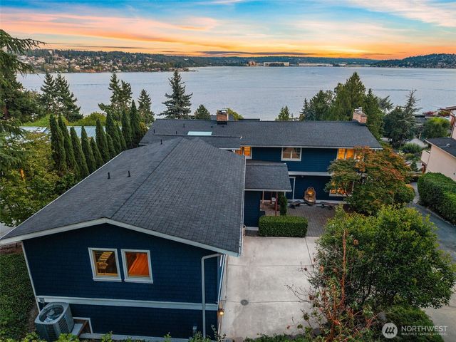 8246 E Mercer Way, Mercer Island, WA 98040