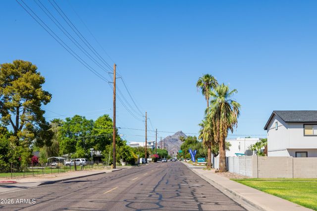 3823 N 28th Street, Phoenix, AZ 85016