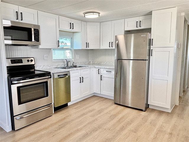7028 MOUNT JUPITER DRIVE NE 601, St Petersburg, FL 33702