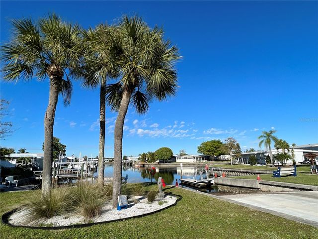 7028 MOUNT JUPITER DRIVE NE 601, St Petersburg, FL 33702