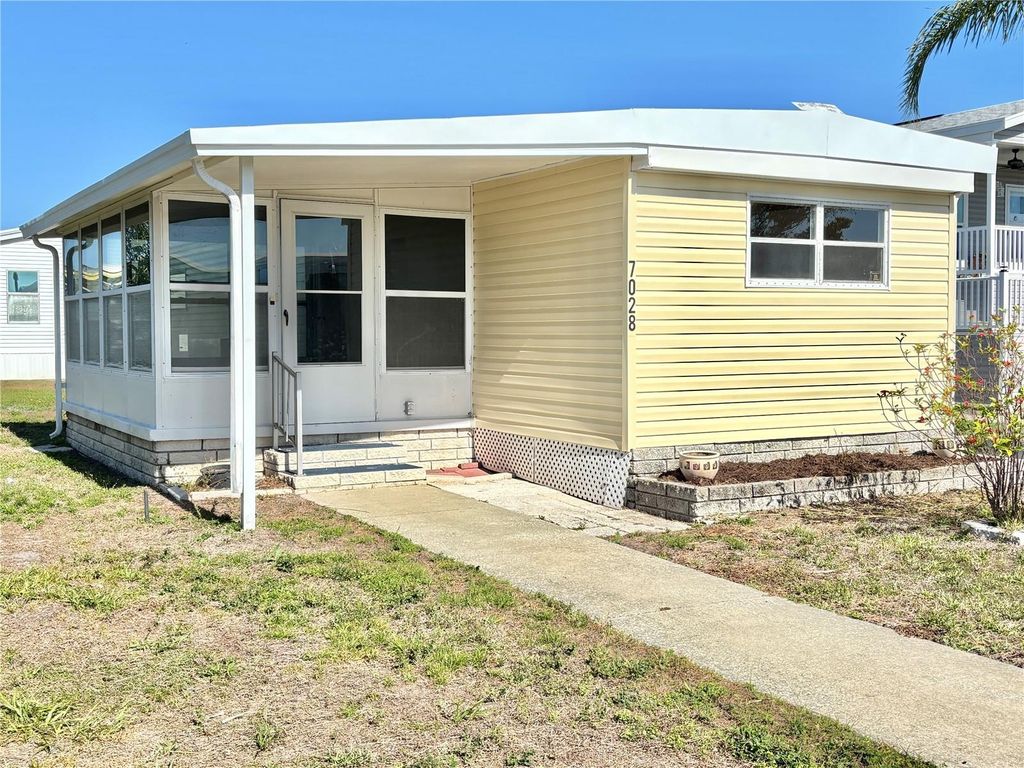 7028 MOUNT JUPITER DRIVE NE 601, St Petersburg, FL 33702