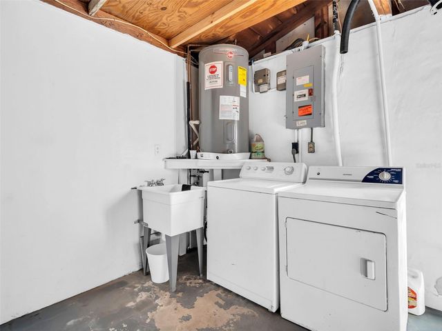 1242 VIKING DRIVE, Holiday, FL 34691