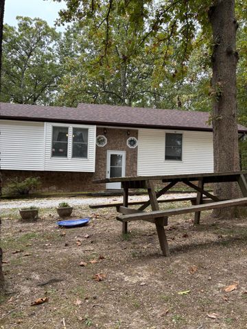 1814 State Hwy 125 S, Sparta, MO 65753