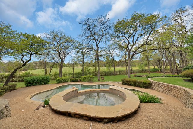 5605 Muirfield Court, Flower Mound, TX 75022