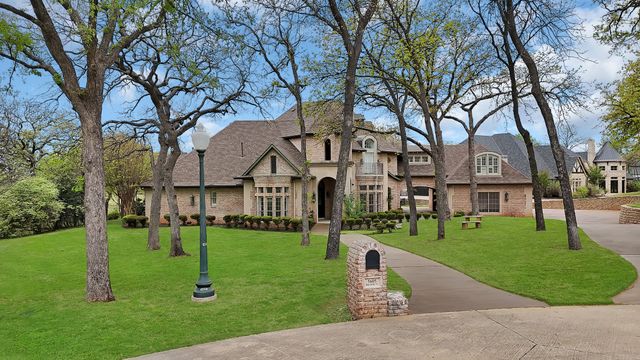 5605 Muirfield Court, Flower Mound, TX 75022
