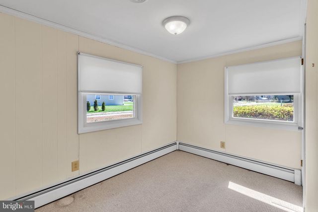 305 COLIEVILLE LN, Reedville, VA 22539
