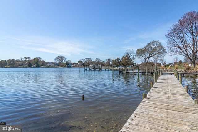 305 COLIEVILLE LN, Reedville, VA 22539