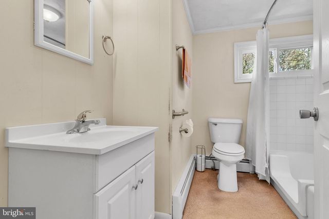 305 COLIEVILLE LN, Reedville, VA 22539
