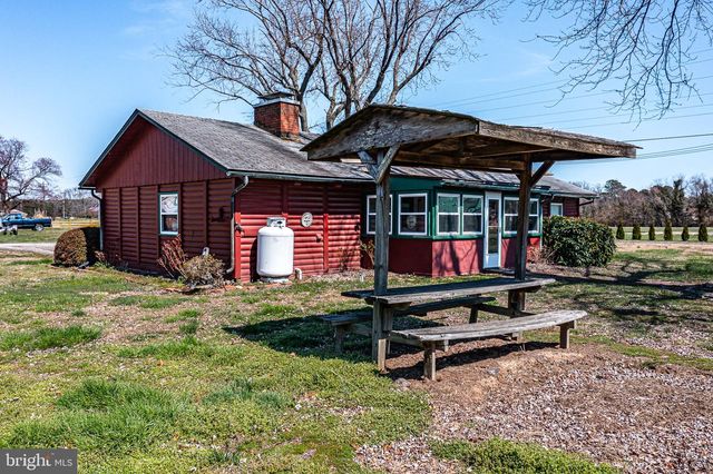 305 COLIEVILLE LN, Reedville, VA 22539