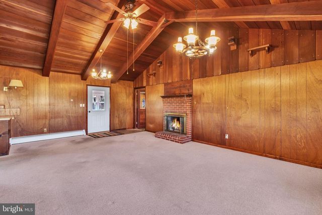305 COLIEVILLE LN, Reedville, VA 22539