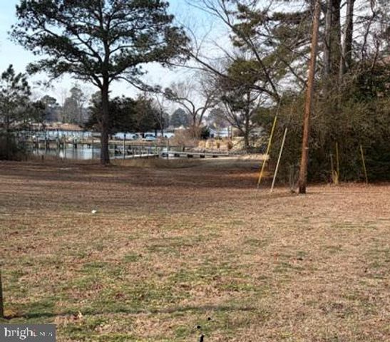 305 COLIEVILLE LN, Reedville, VA 22539