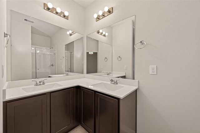 10010 Pine Valley Court, Baytown, TX 77521