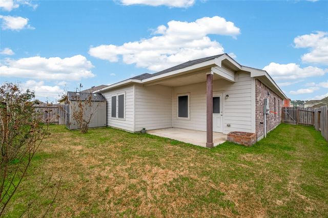 10010 Pine Valley Court, Baytown, TX 77521