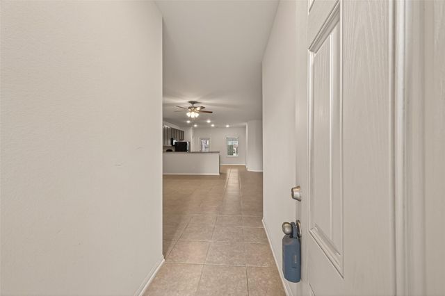 10010 Pine Valley Court, Baytown, TX 77521