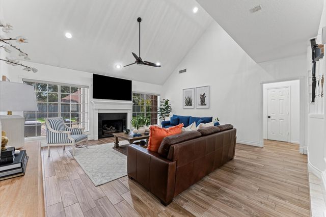 5018 Hastingwood Drive, Houston, TX 77084