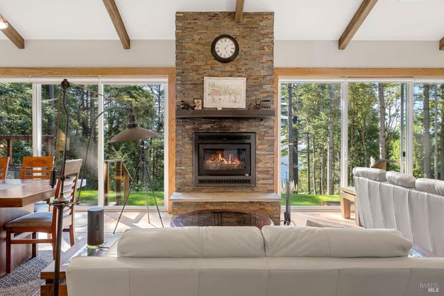 36780 Glennen Dr, Gualala, CA 95445