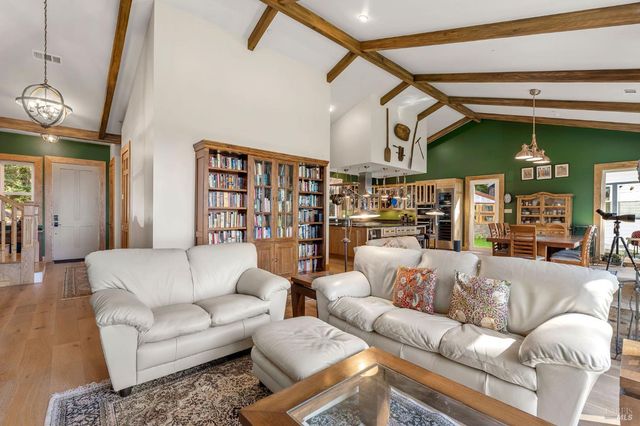 36780 Glennen Dr, Gualala, CA 95445