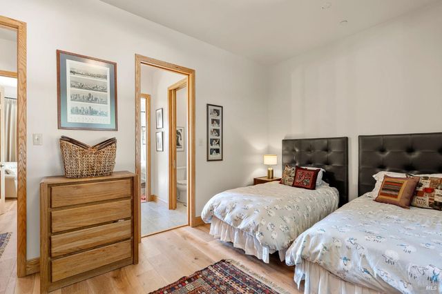 36780 Glennen Dr, Gualala, CA 95445