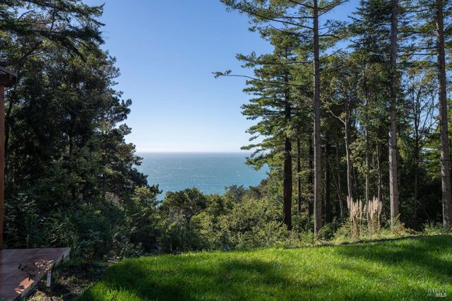 36780 Glennen Dr, Gualala, CA 95445