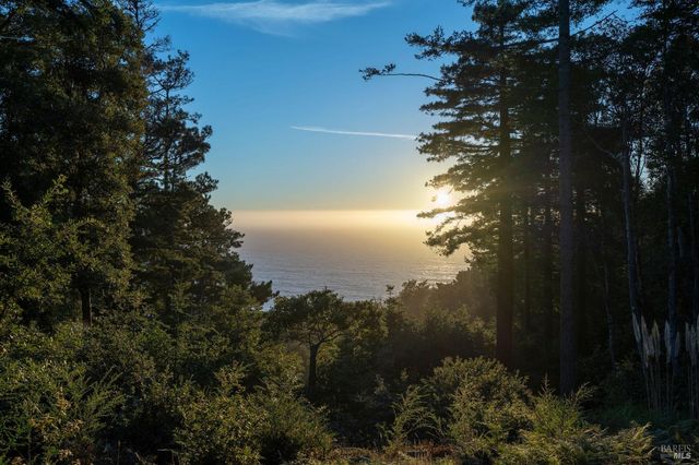 36780 Glennen Dr, Gualala, CA 95445