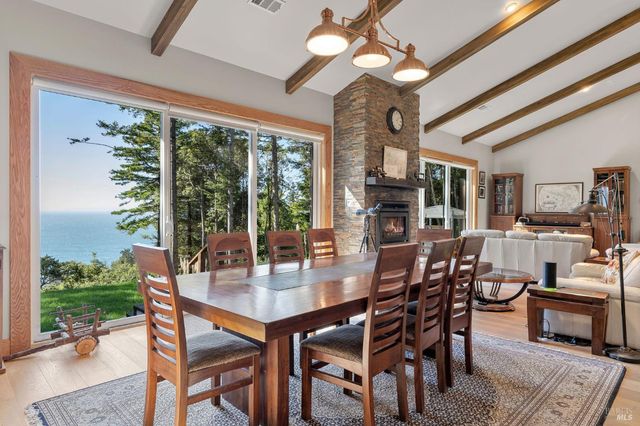 36780 Glennen Dr, Gualala, CA 95445