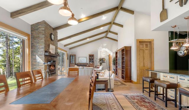 36780 Glennen Dr, Gualala, CA 95445