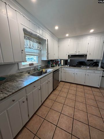 328 Perkins Lane, Camden, SC 29020