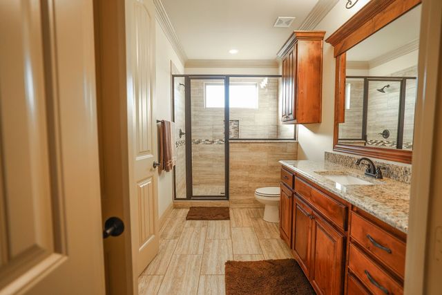 1387 Shadow Lakes Drive, Wills Point, TX 75169