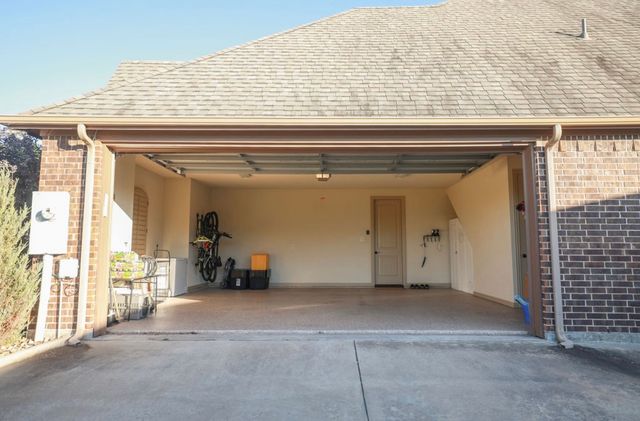 1387 Shadow Lakes Drive, Wills Point, TX 75169