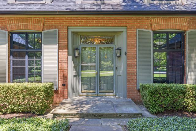 110 McClellan Road, Greenfield, IN 46140